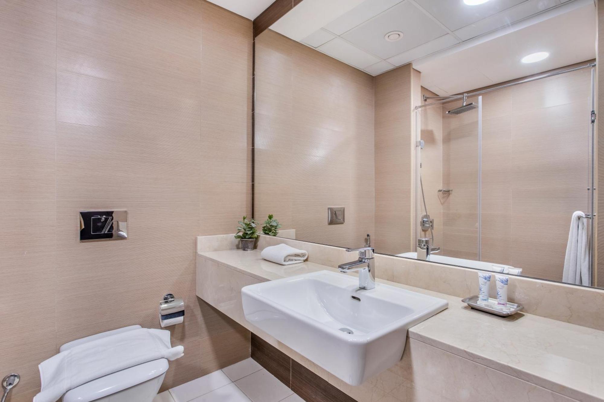 Ferienwohnung Icon Casa Living - Sparkle Tower 1 Dubai Exterior foto